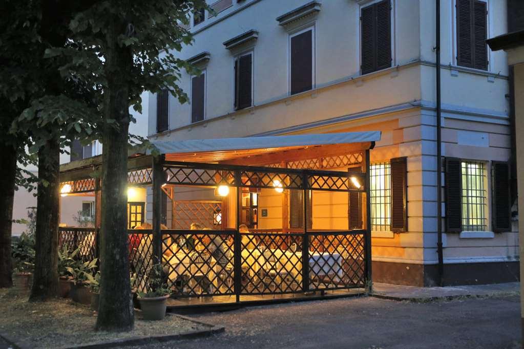 Hotel Le Ville Modena Restaurant photo
