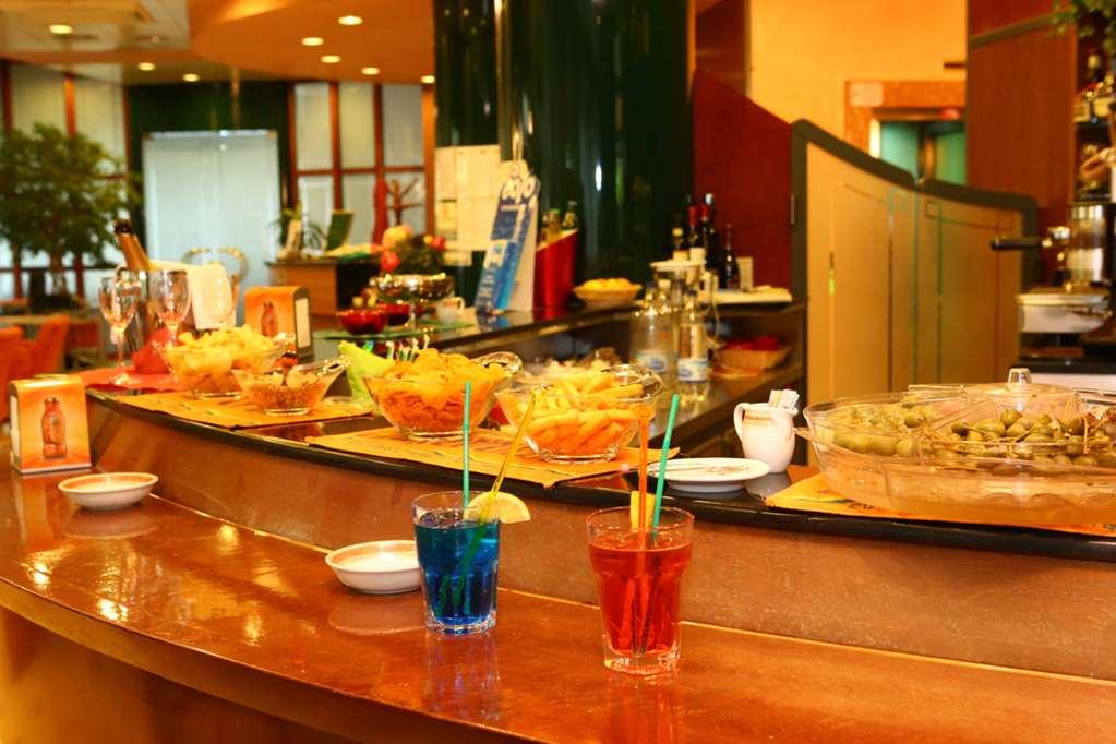 Hotel Le Ville Modena Restaurant photo